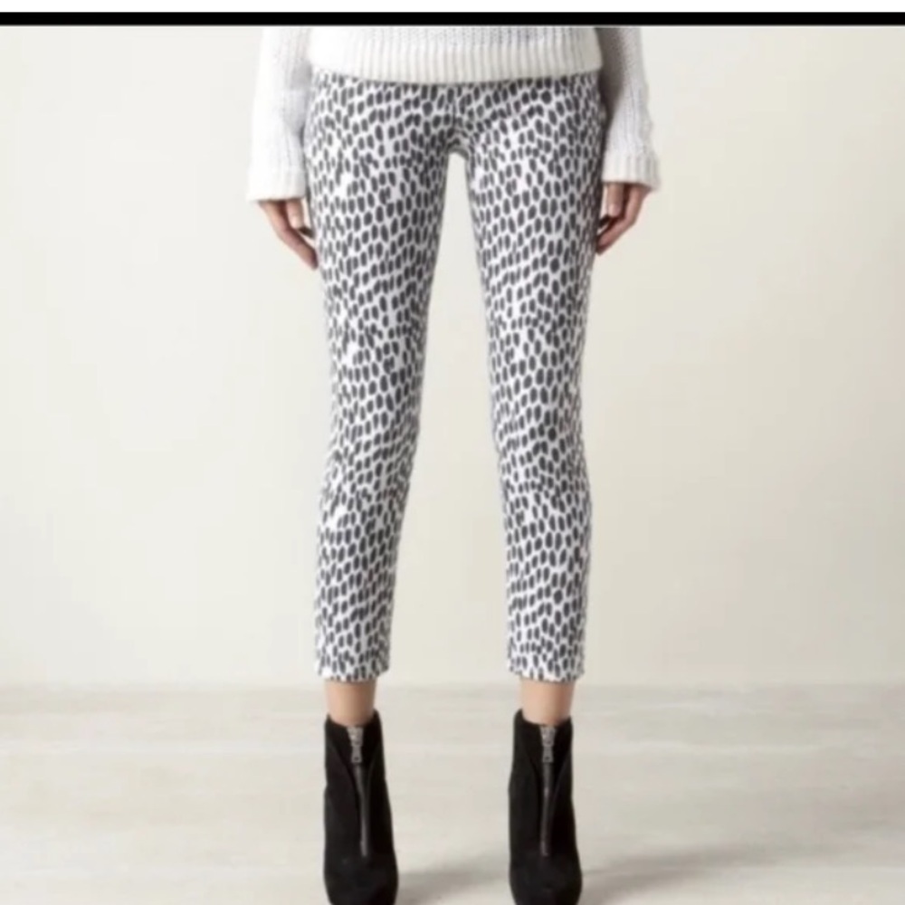 MOTHER Black and White Cheetah Print High Waisted Looker Crop Jeans Size 27